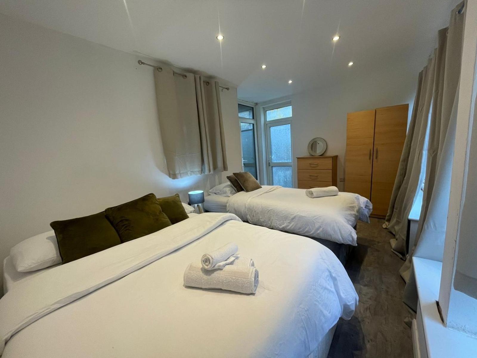 Park View Homestay Barking  Ngoại thất bức ảnh
