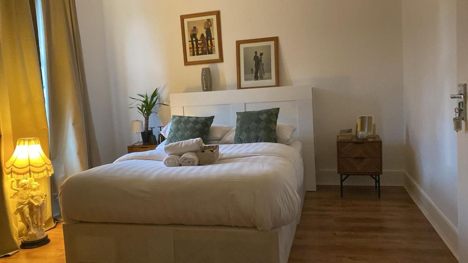 Park View Homestay Barking  Ngoại thất bức ảnh